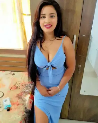 Baruni Escort